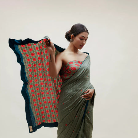 Bandhani Veda Saree