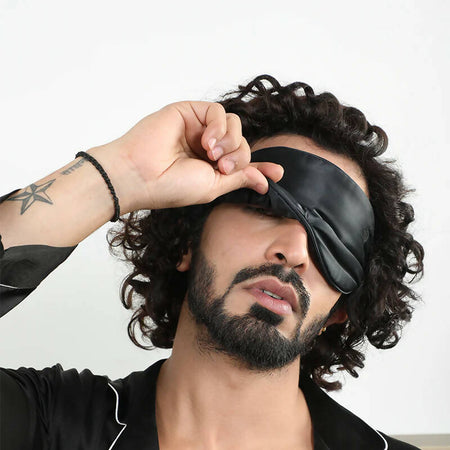 Silk Eye Mask Black