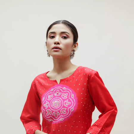 Pink Red Bandhani on Silk Kurta