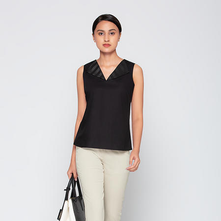 MAXINE OPEN COLLAR TOP