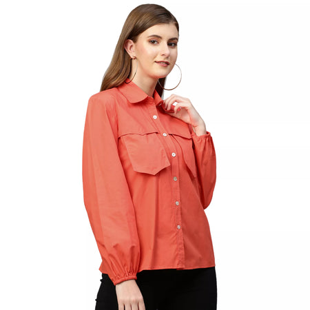 Shirt with detached pockets