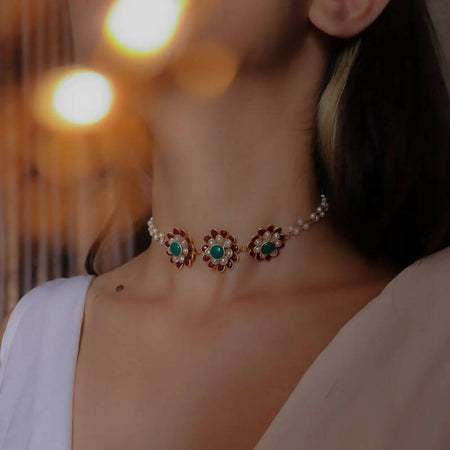 Glory Mother of Pearl Necklace