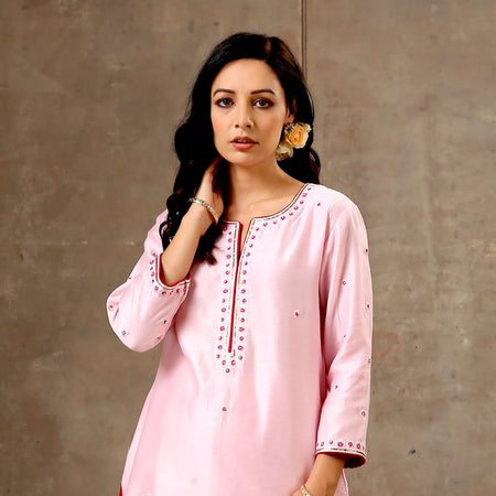 Malhaar Chanderi Silk Ensemble Pink Kurta Set