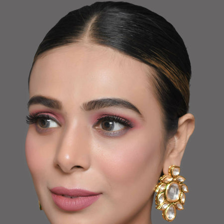 Handcrafted Kundan embellished Kundan earrings