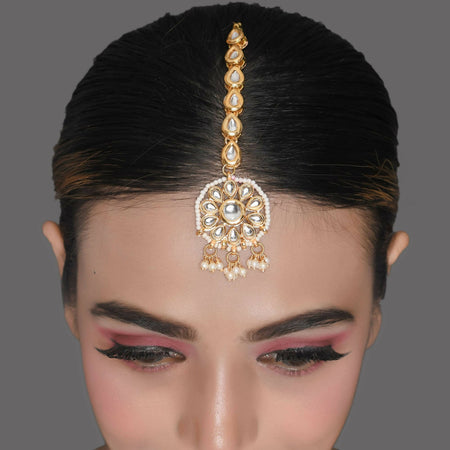 Gold Tone Kundan Maang Tikka with Pearls