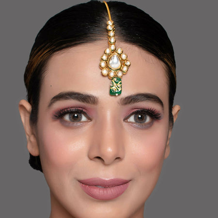 Kundan Gold toned green beaded Maang tikka