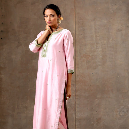 Malhaar Chanderi Silk Ensemble Kurta set in Pink Green