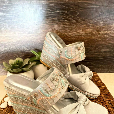 Silver Bow Knot Wedges